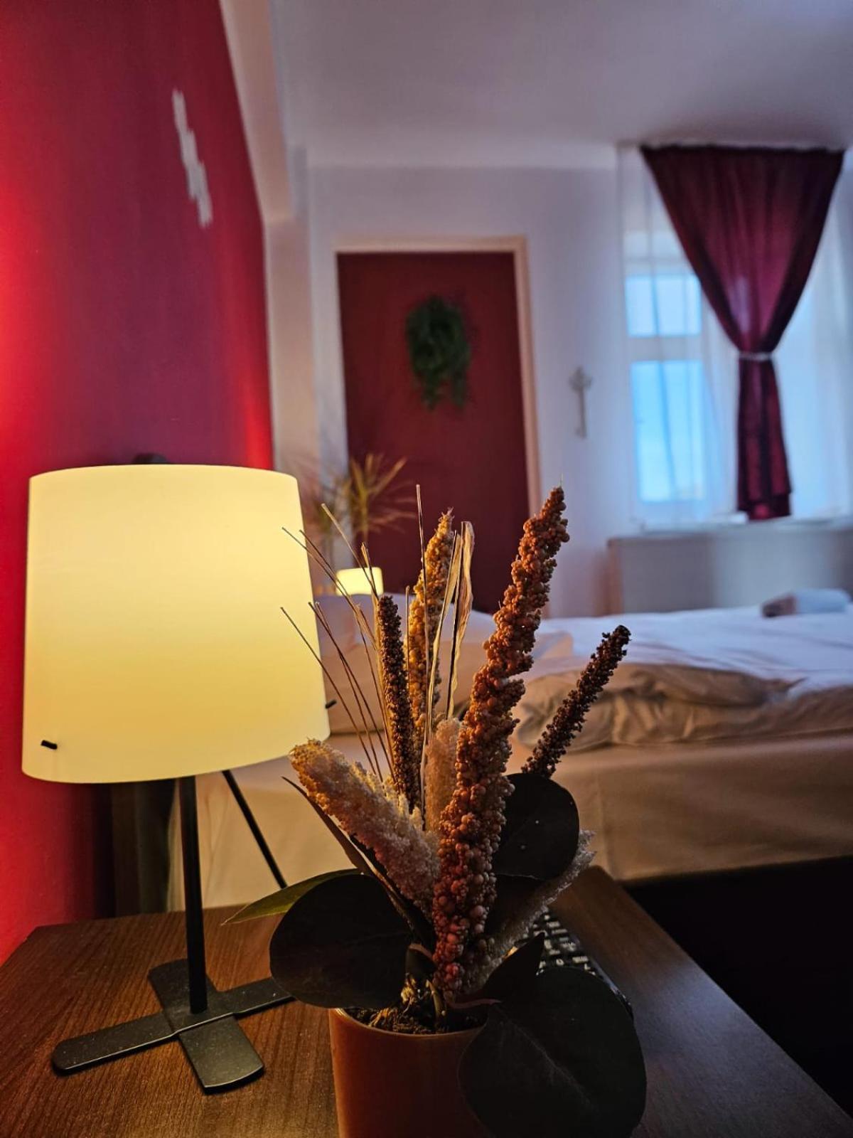 Apartment Zarnesti City Centre Vmp Free Parking 외부 사진