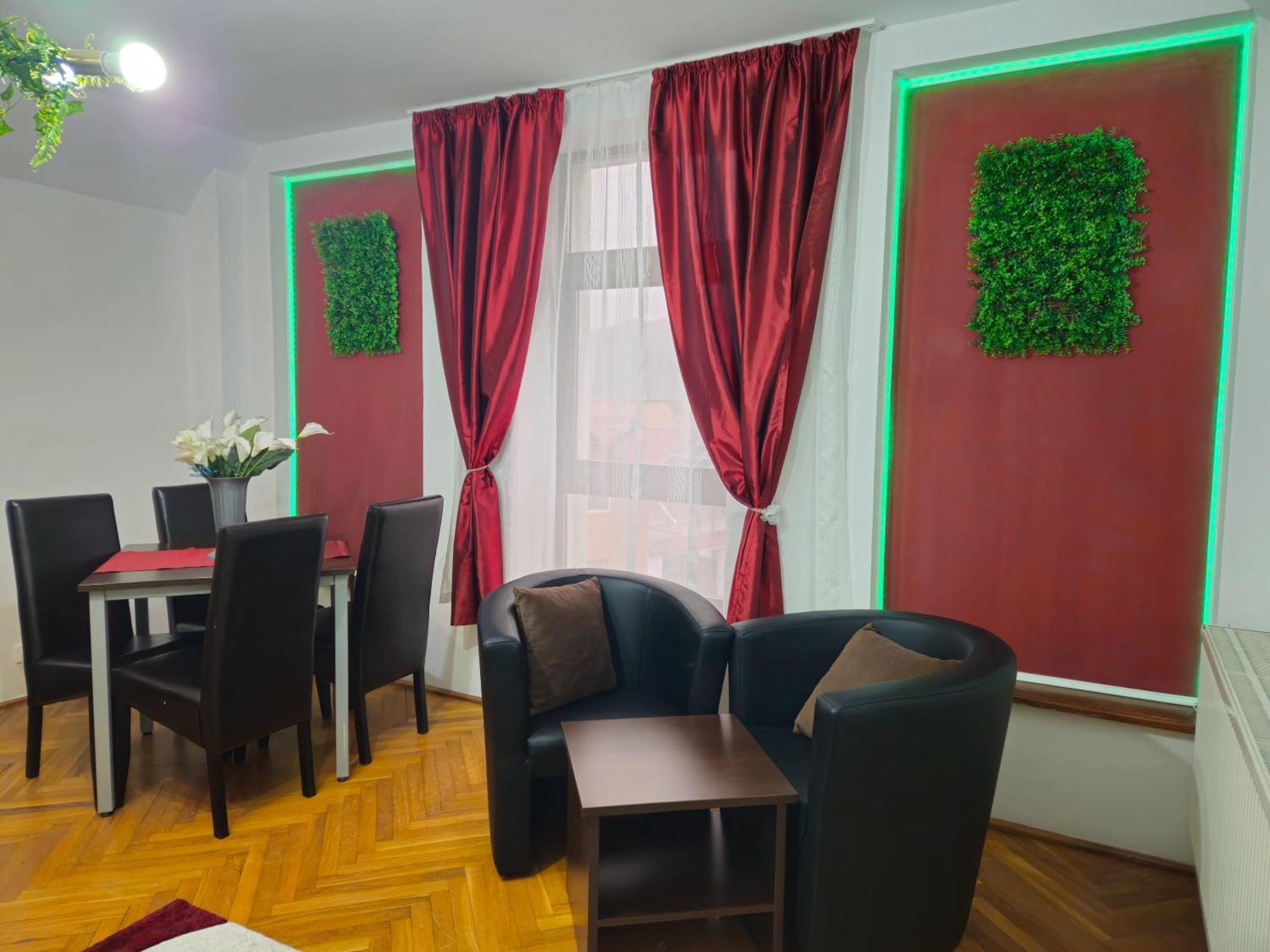 Apartment Zarnesti City Centre Vmp Free Parking 외부 사진