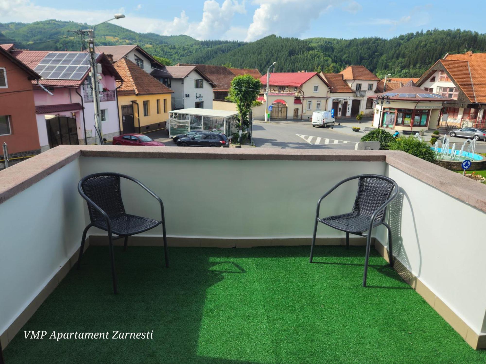 Apartment Zarnesti City Centre Vmp Free Parking 객실 사진