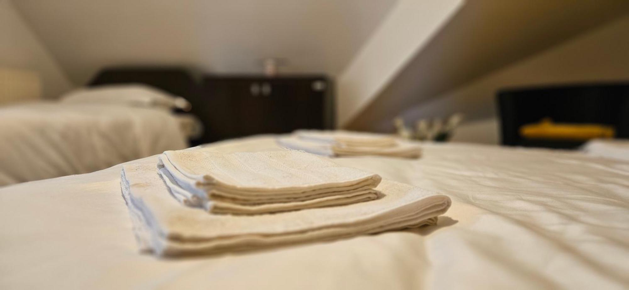 Apartment Zarnesti City Centre Vmp Free Parking 객실 사진