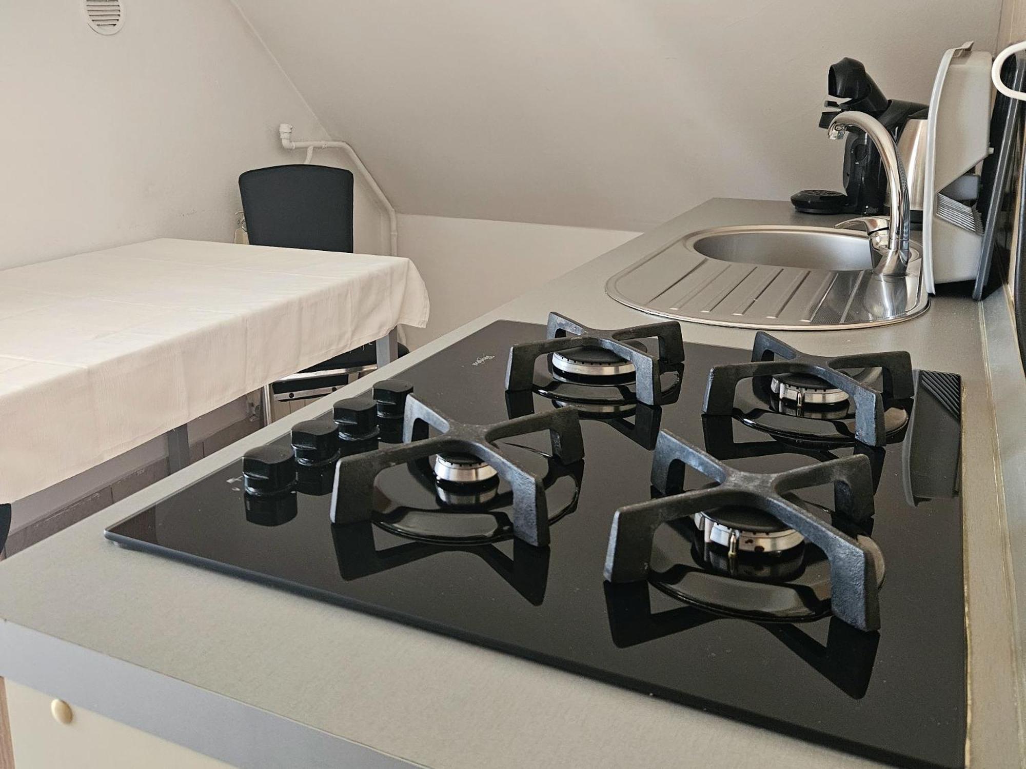 Apartment Zarnesti City Centre Vmp Free Parking 객실 사진
